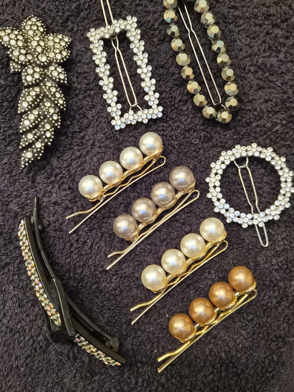 Gold Pearl Bobby Pin Set with Rhinestone Accents - Women’s Hair Accessories